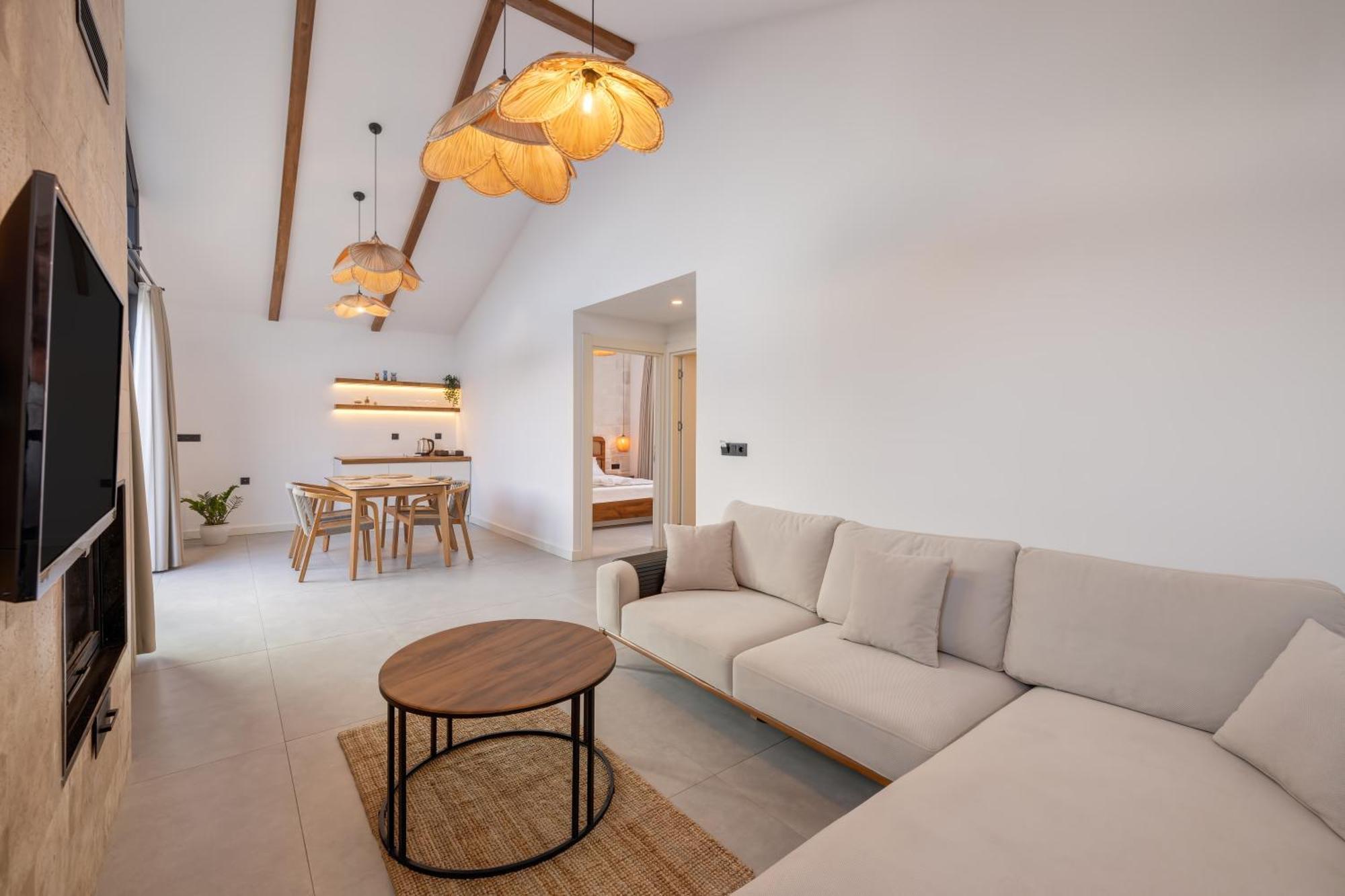 Rota Kilidonia Karaoez Suites&Villas Екстериор снимка