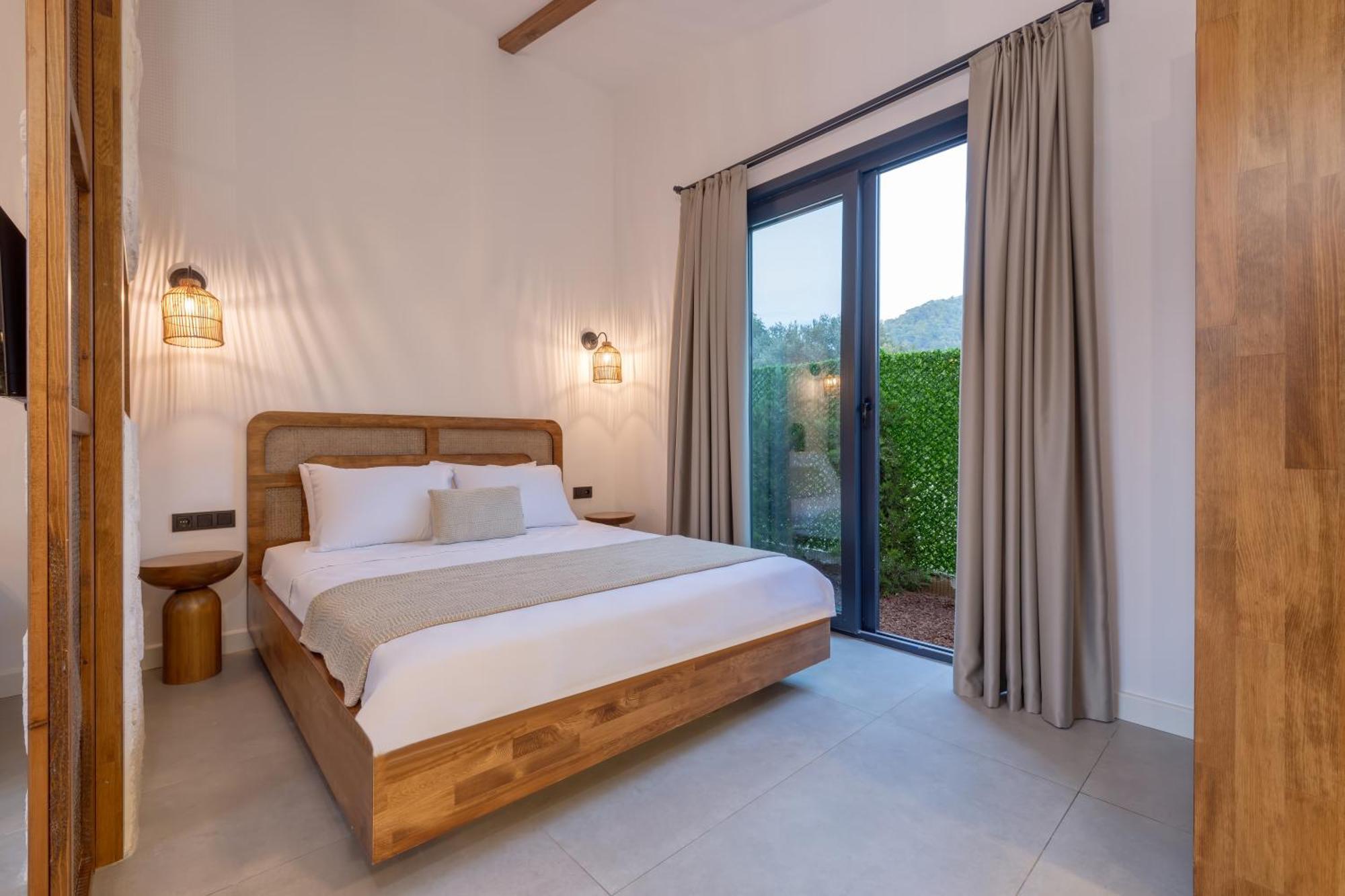 Rota Kilidonia Karaoez Suites&Villas Стая снимка