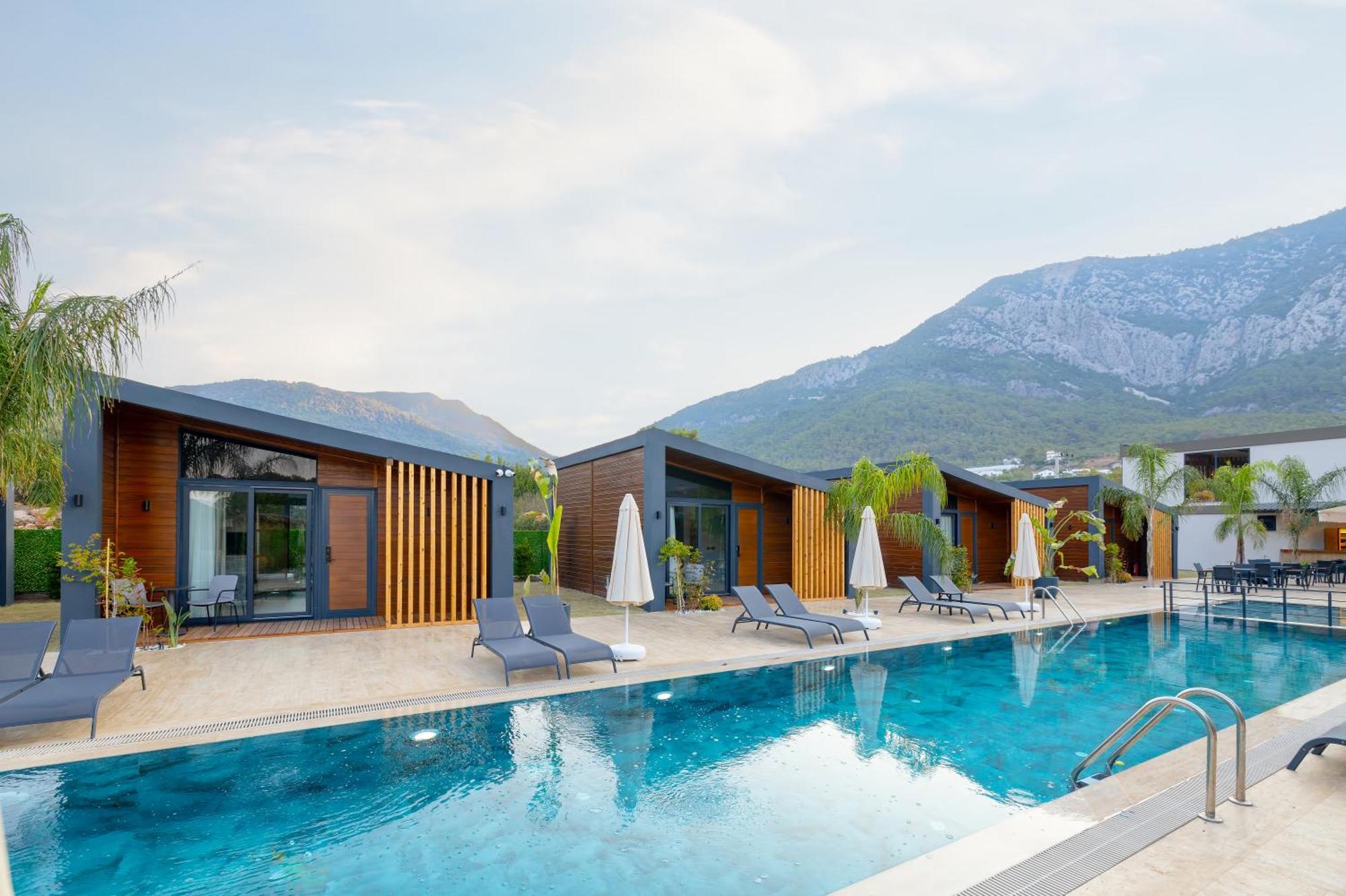 Rota Kilidonia Karaoez Suites&Villas Екстериор снимка