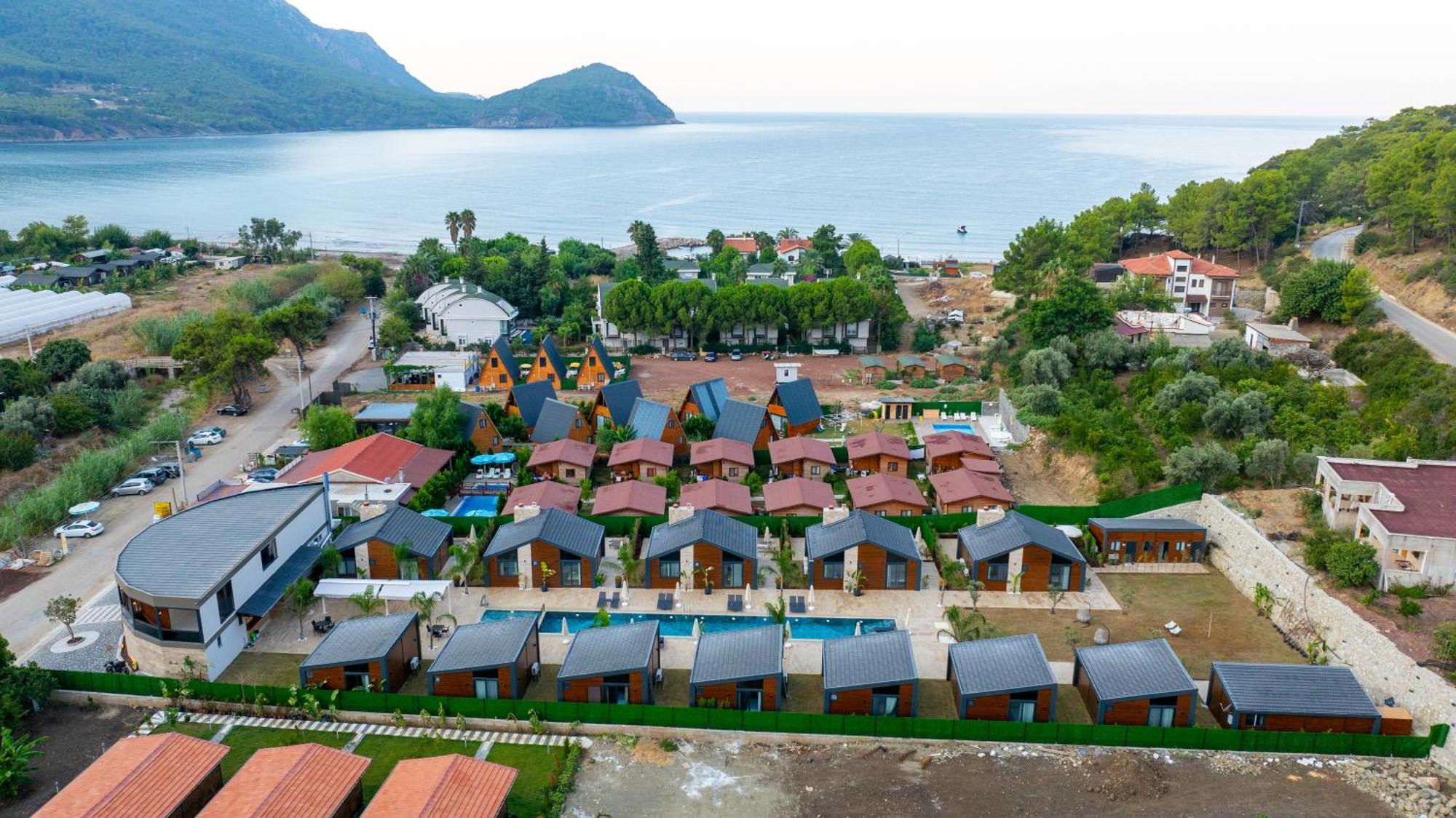 Rota Kilidonia Karaoez Suites&Villas Екстериор снимка